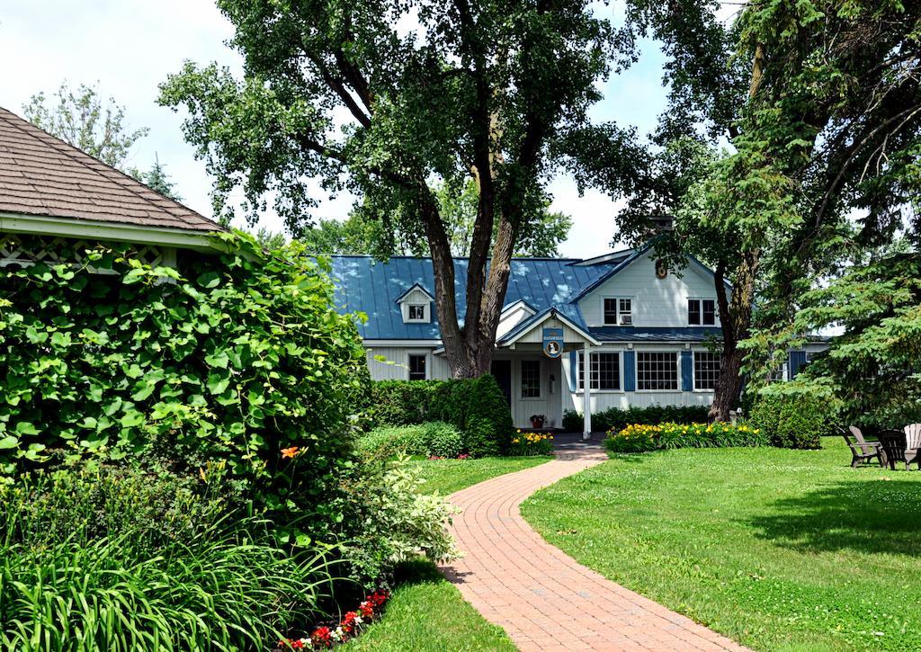 Auberge Handfield Et Spa Saint-Marc-sur-Richelieu Exterior photo