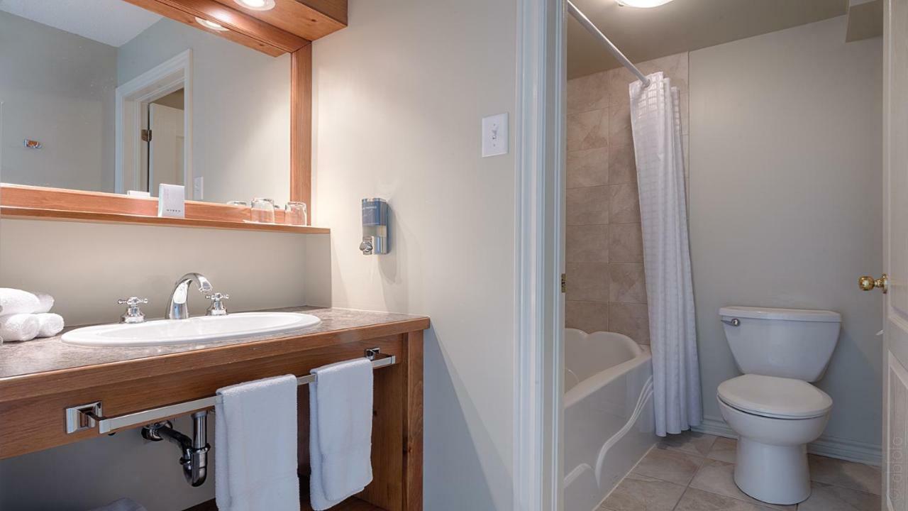 Auberge Handfield Et Spa Saint-Marc-sur-Richelieu Exterior photo